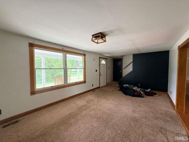 330 Burton Lane, Mitchell, IN 47446