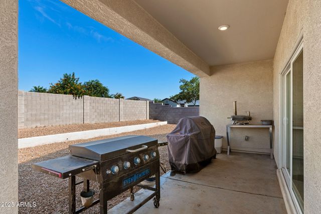 1042 W AVALON CANYON Drive, Casa Grande, AZ 85122