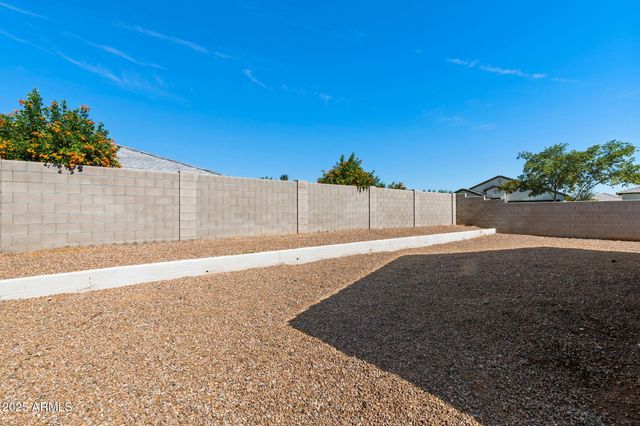 1042 W AVALON CANYON Drive, Casa Grande, AZ 85122