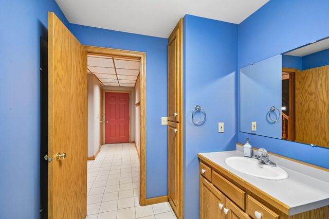 5421 Ojibway Avenue N, Stillwater, MN 55082