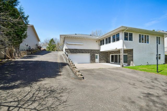 5421 Ojibway Avenue N, Stillwater, MN 55082