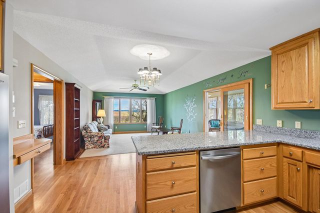 5421 Ojibway Avenue N, Stillwater, MN 55082