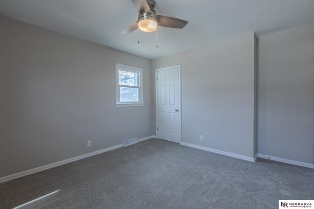 5103 S 92nd Street, Omaha, NE 68127