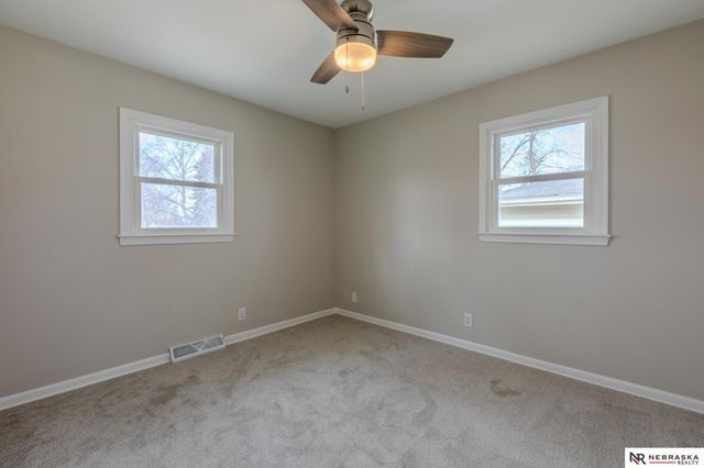 5103 S 92nd Street, Omaha, NE 68127