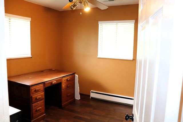 706 Bobs Court, Beech Grove, IN 46107