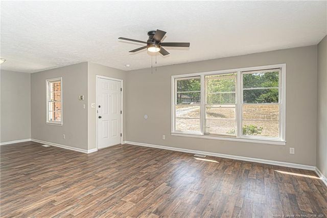 7299 Laurenburg Road, Raeford, NC 28376