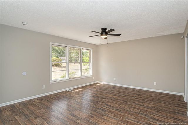 7299 Laurenburg Road, Raeford, NC 28376