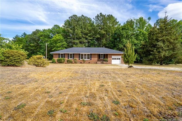 7299 Laurenburg Road, Raeford, NC 28376