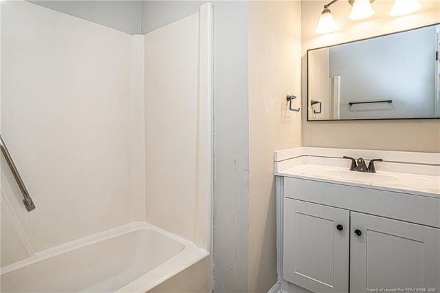 7299 Laurenburg Road, Raeford, NC 28376