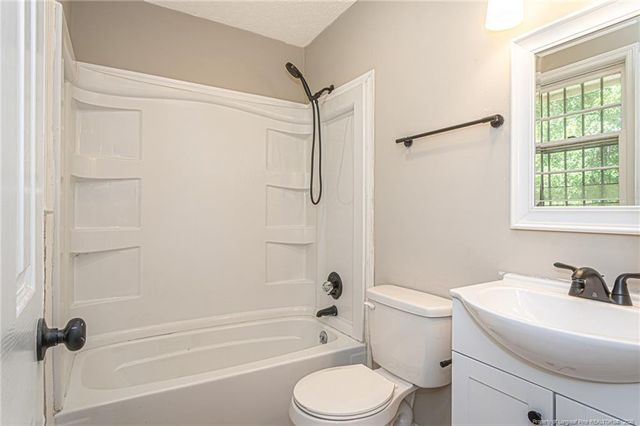 7299 Laurenburg Road, Raeford, NC 28376