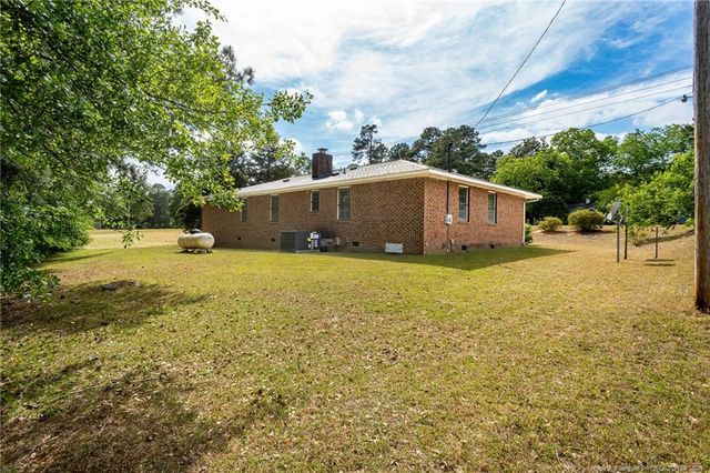 7299 Laurenburg Road, Raeford, NC 28376