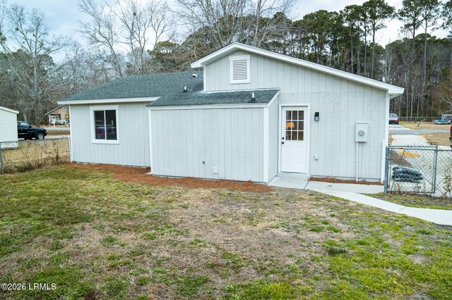 3093 Clydesdale Circle, Beaufort, SC 29906