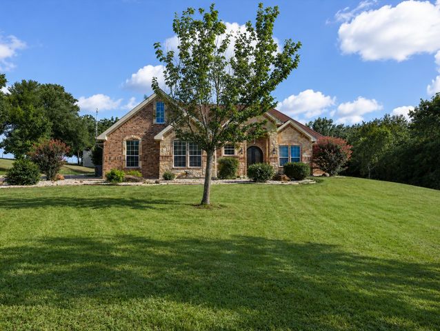 16900 County Road 706, Leonard, TX 75452