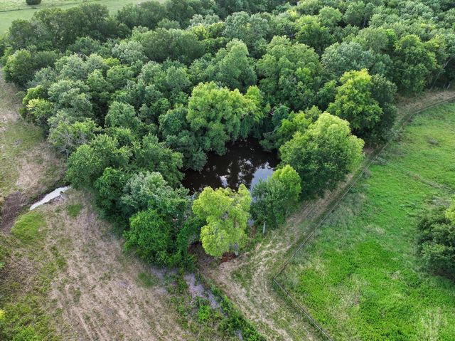 16900 County Road 706, Leonard, TX 75452