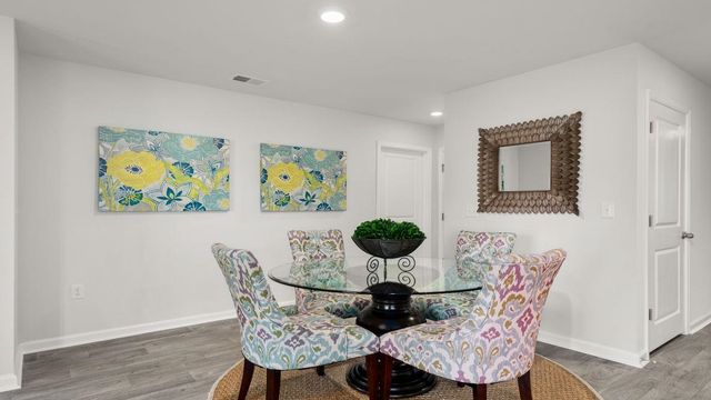 653 Strawberry Field Way, Galivants Ferry, SC 29544