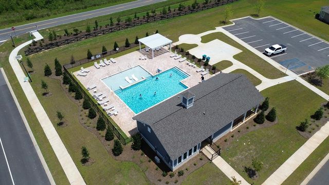 653 Strawberry Field Way, Galivants Ferry, SC 29544