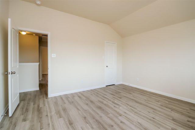 5815 Northern Oak Street, Houston, TX 77016