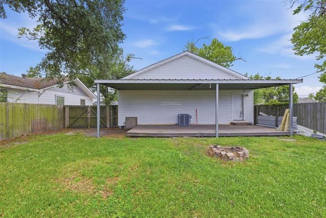 508 S Crocker Street, Sulphur, LA 70663
