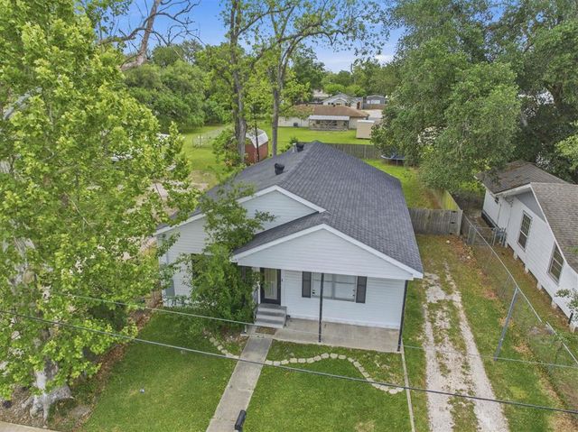 508 S Crocker Street, Sulphur, LA 70663