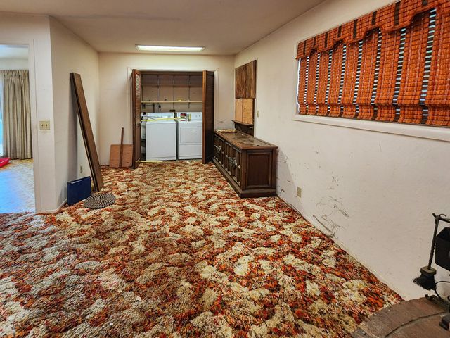 217 W Watkins Street, Cave Junction, OR 97523