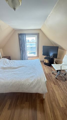 2728 W 39th Place, Chicago, IL 60632