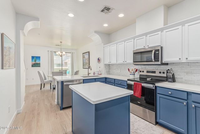 42424 N Gavilan Peak Parkway 19102, Anthem, AZ 85086