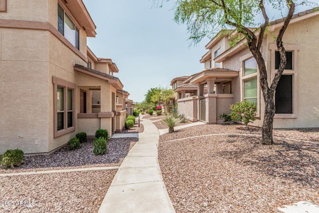 42424 N Gavilan Peak Parkway 19102, Anthem, AZ 85086