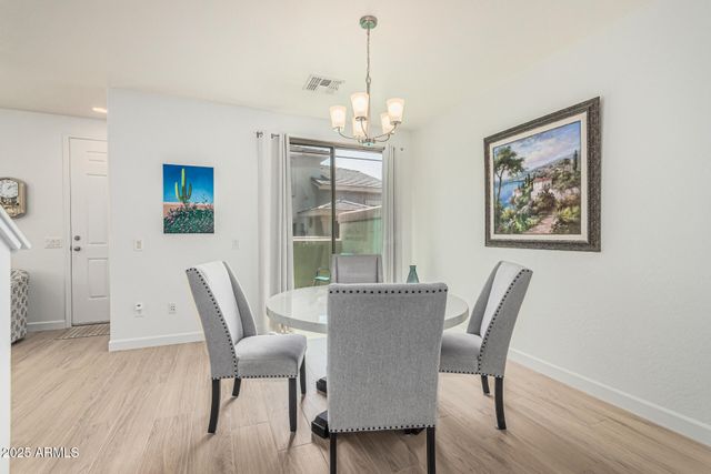 42424 N Gavilan Peak Parkway 19102, Anthem, AZ 85086