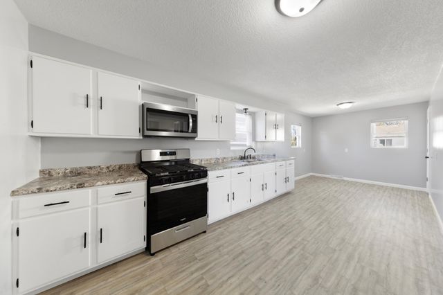 508 20th Street NW, Faribault, MN 55021