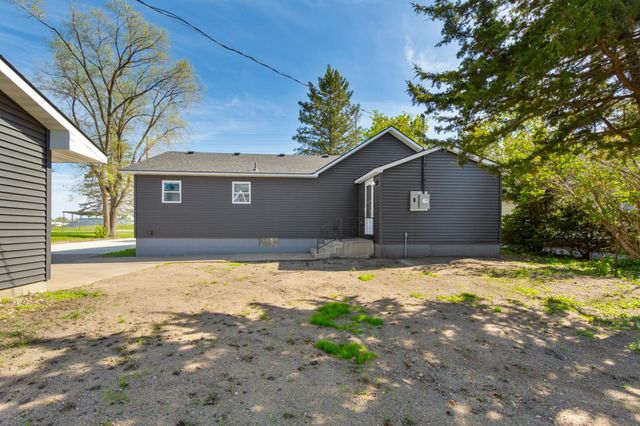 508 20th Street NW, Faribault, MN 55021