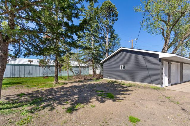 508 20th Street NW, Faribault, MN 55021