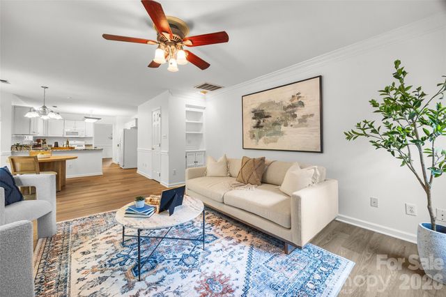 8607 Piccone Brook Lane, Charlotte, NC 28216