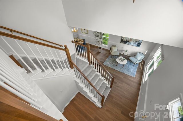 8607 Piccone Brook Lane, Charlotte, NC 28216