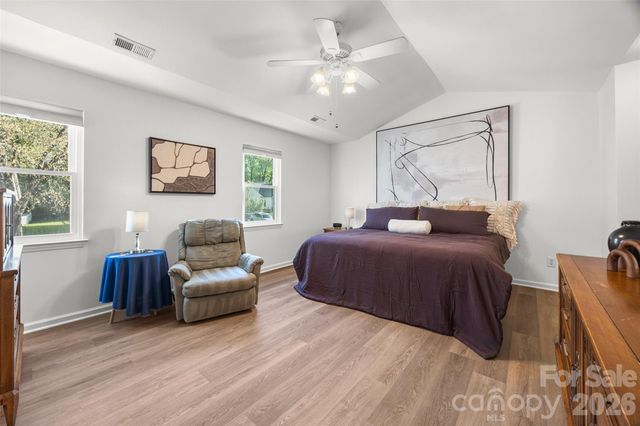 8607 Piccone Brook Lane, Charlotte, NC 28216