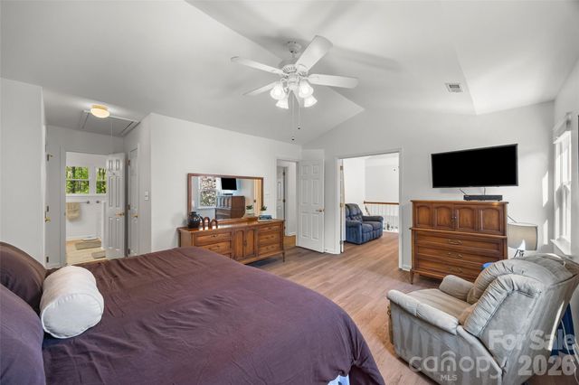 8607 Piccone Brook Lane, Charlotte, NC 28216