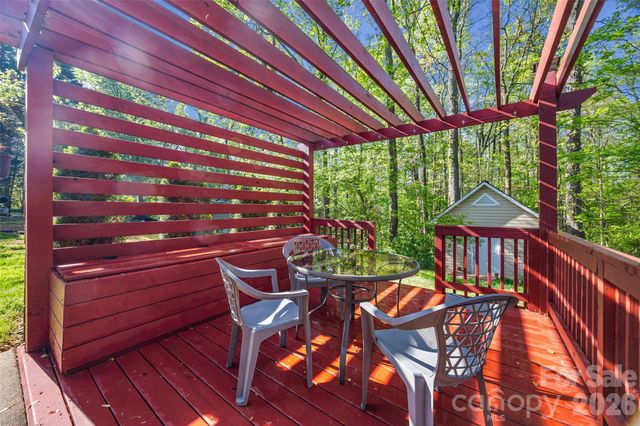 8607 Piccone Brook Lane, Charlotte, NC 28216