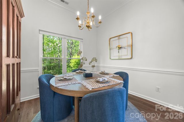 8607 Piccone Brook Lane, Charlotte, NC 28216