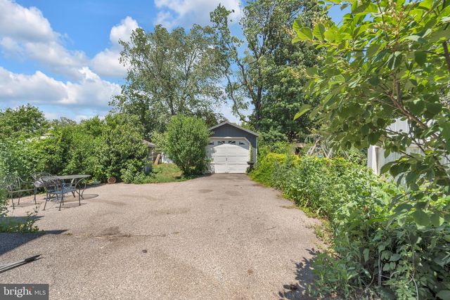 812 ENGARD AVE, Pennsauken, NJ 08110