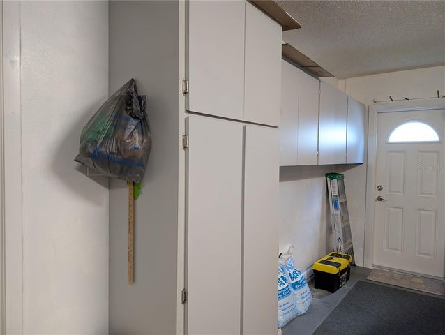 9018 37TH STREET N, Pinellas Park, FL 33782