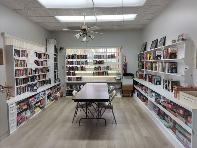 9018 37TH STREET N, Pinellas Park, FL 33782