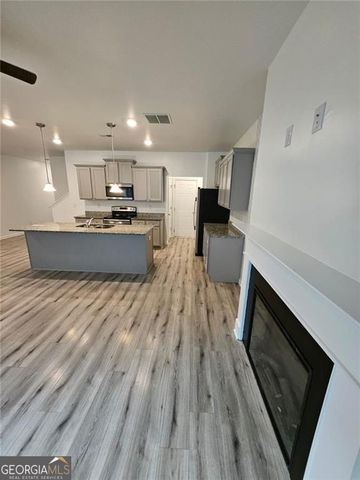 7490 Knoll Hollow Road, Lithonia, GA 30058