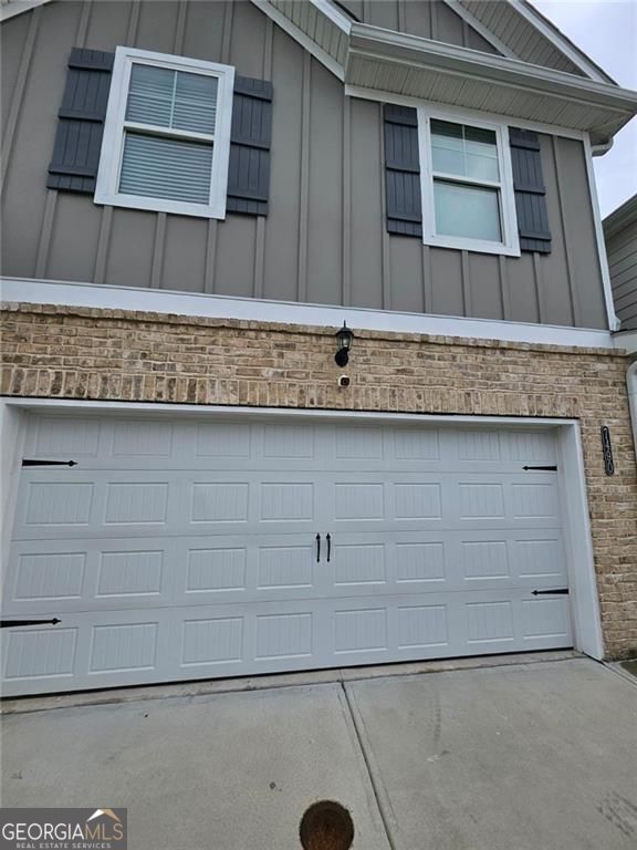 7490 Knoll Hollow Road, Lithonia, GA 30058