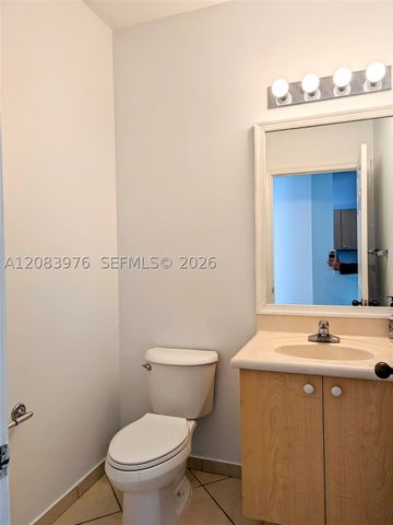 911 Phoenix Way, Weston, FL 33327
