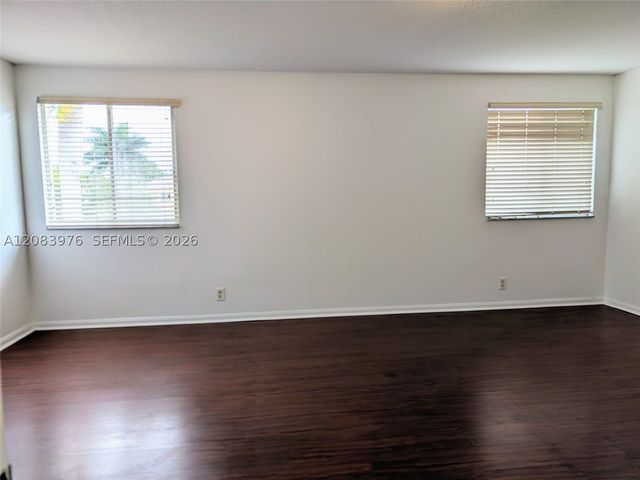 911 Phoenix Way, Weston, FL 33327