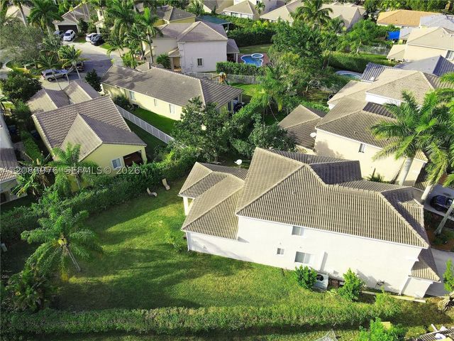 911 Phoenix Way, Weston, FL 33327