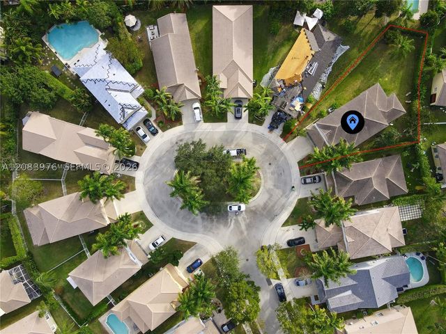 911 Phoenix Way, Weston, FL 33327