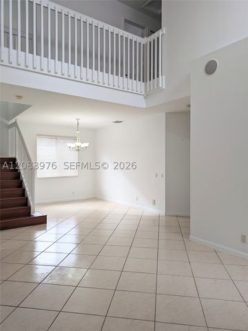 911 Phoenix Way, Weston, FL 33327