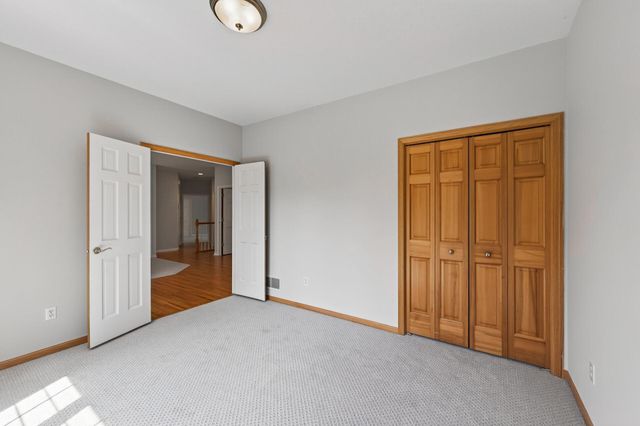 4168 Cashell Glen, Eagan, MN 55122