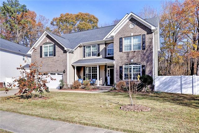14 Firefly LN, Hampton, VA 23666