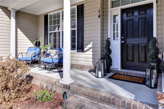 14 Firefly LN, Hampton, VA 23666